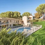 Albizia Face Au Chateau,piscine,thermes,parking - Renove 2026