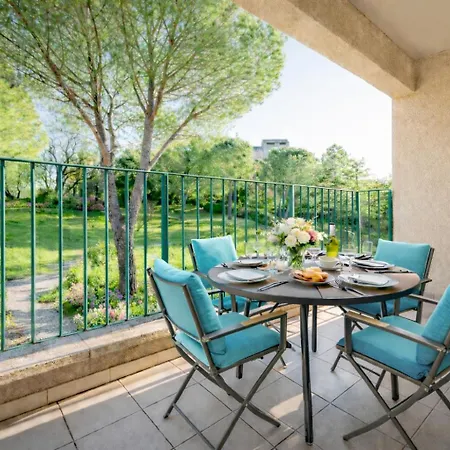 Albizia - Cure Thermale, Piscine & Parking , Face Au Chateau - Renove 2026