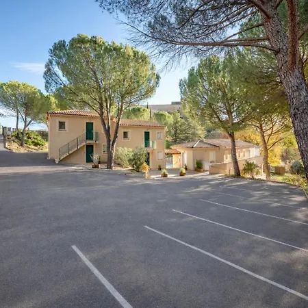 Albizia - Cure Thermale, Piscine & Parking , Face Au Chateau - Renove 2026