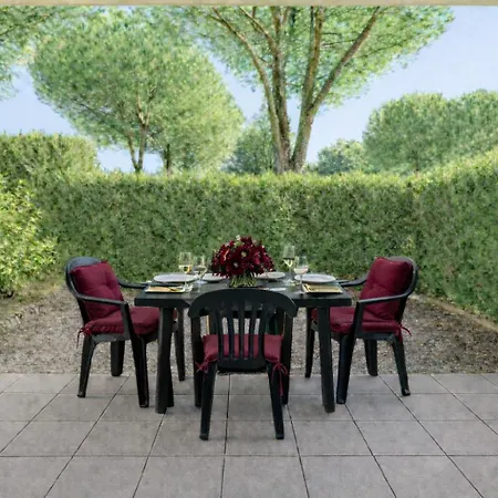 Albizia - Cure Thermale, Piscine & Parking , Face Au Chateau - Renove 2026 Apartment Greoux-les-Bains