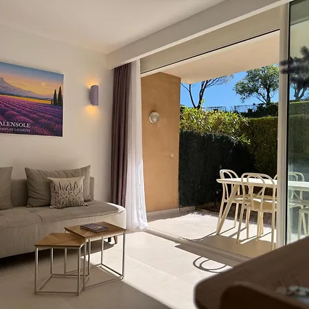 Apartment Albizia - Cure Thermale, Piscine & Parking , Face Au Chateau - Renove 2026 Greoux-les-Bains