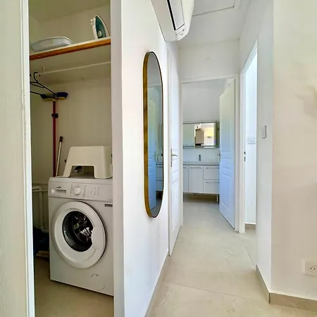 Albizia - Cure Thermale, Piscine & Parking , Face Au Chateau - Renove 2026 Apartment *