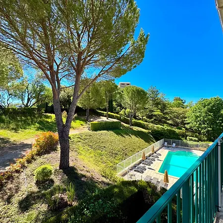 Apartment Albizia - Cure Thermale, Piscine & Parking , Face Au Chateau - Renove 2026