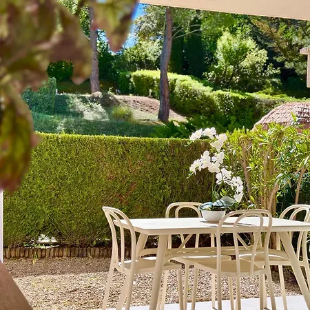 Albizia - Cure Thermale, Piscine & Parking , Face Au Chateau - Renove 2026 * Greoux-les-Bains